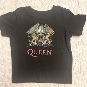 Queen Tee